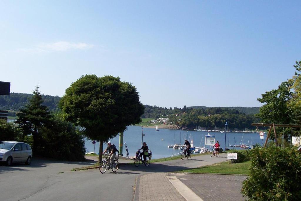 Gemutliche 93M2Fewo Mit 2 Schlafzimmern Und Seitlichem Seeblick Vom Balkon Scheid  Екстериор снимка