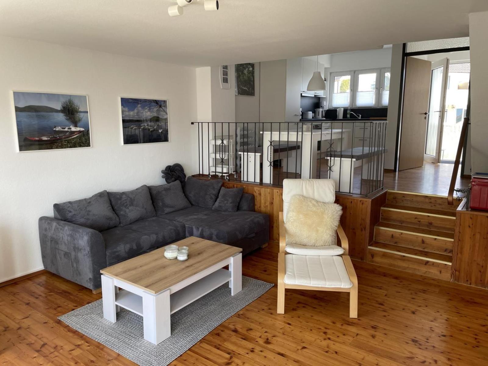 Gemutliche 93M2Fewo Mit 2 Schlafzimmern Und Seitlichem Seeblick Vom Balkon Scheid  Екстериор снимка